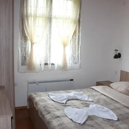 Grigorova Kashta בית הארחה *